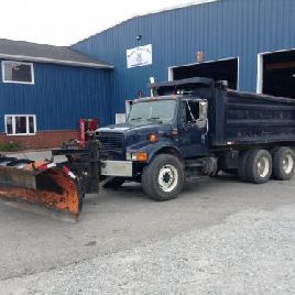 2002 INTERNATIONAL 4900