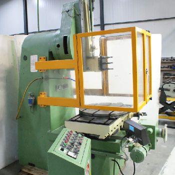 Slotting machine Cabe 450ST
