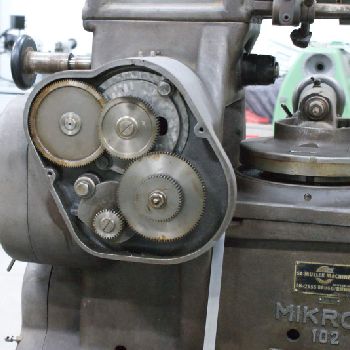 Hobbing machine Mikron 102