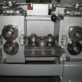 Straightening u. Cutting Machine WAFIOS R 51B