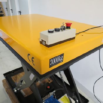 Lifting tables UWM UWM 3000