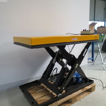 Lifting tables UWM UWM 3000