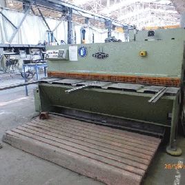 Plate shear
