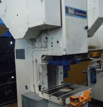 Eccentric punching press