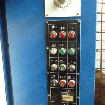 Eccentric punching press