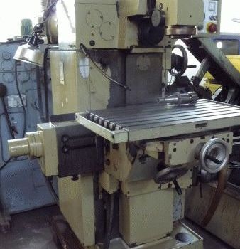 Universal milling Machine