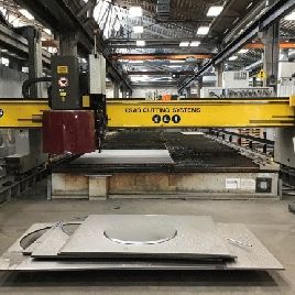 Portal cutting machine