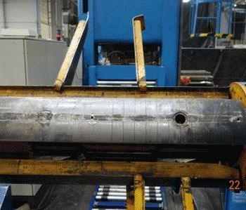 Expansion mandrel reel with lifter