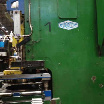 Eccentric press / punch press